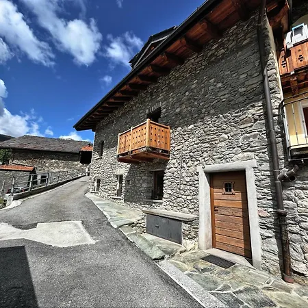 Il Nido Sotto Il Ponte 0251 * Aosta